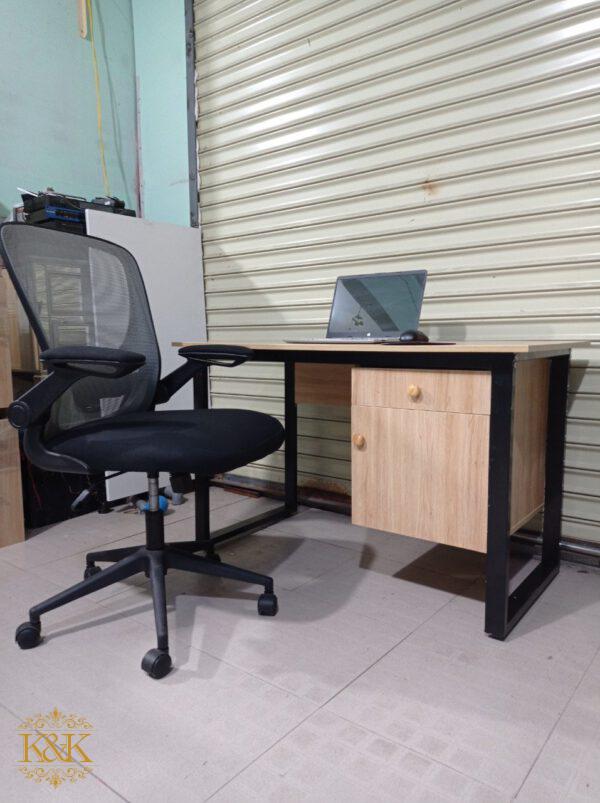 z3769298917117_512548d8b2b74df6437c290307e0996c Bàn Có Hộc Bàn