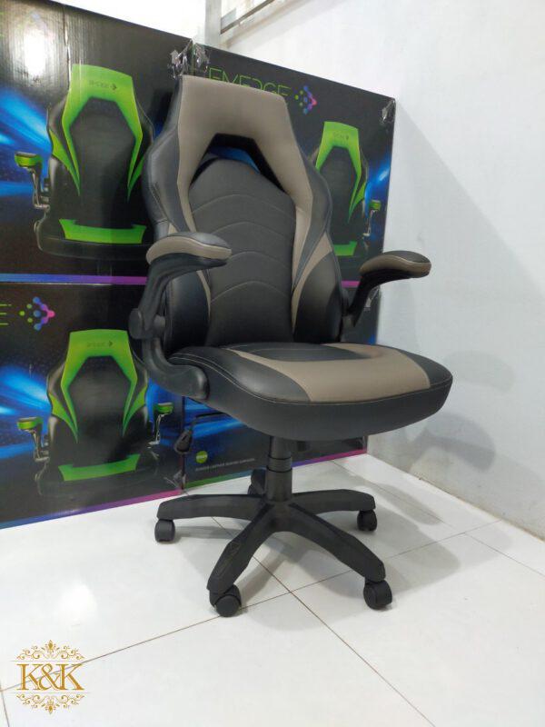 z3769313907296_87382343a83452b28c16248e60682821 Ghế Game Vortex