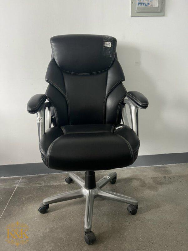 z3858210536451_cf4a8e2527d964e6f6b8a2af7ff512ae Ghế Mã 951