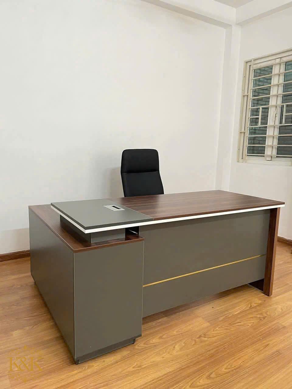 Bàn làm việc nhân viên Nội Thất Kiên Khang - ảnh 1