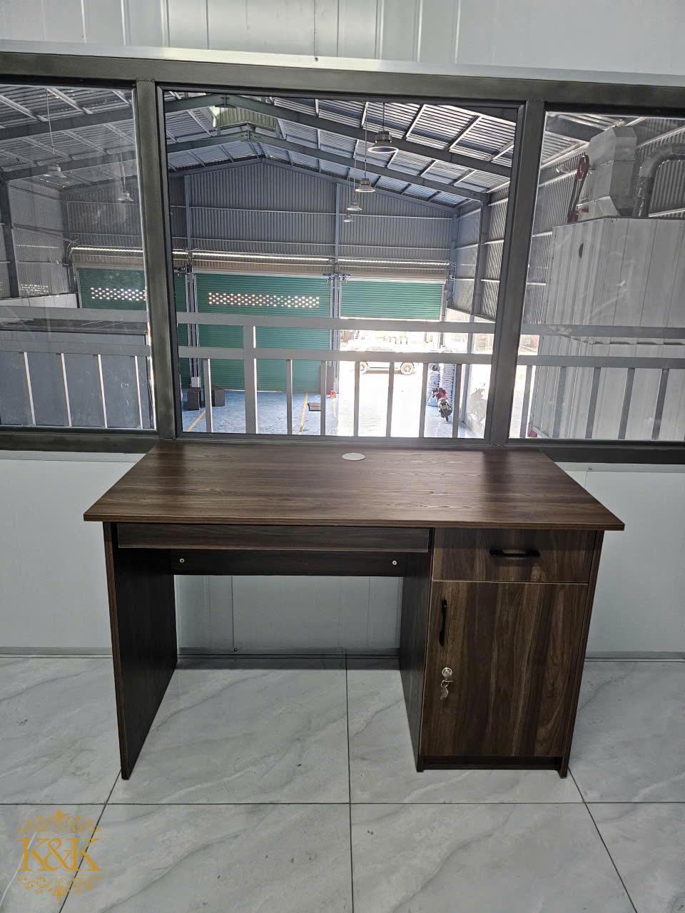 Bàn làm việc nhân viên Nội Thất Kiên Khang - ảnh 2