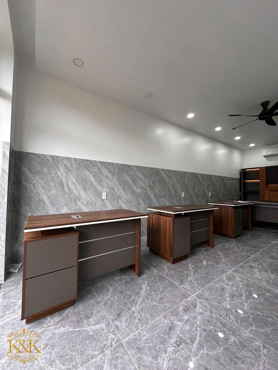 Bàn làm việc nhân viên Nội Thất Kiên Khang - ảnh 6
