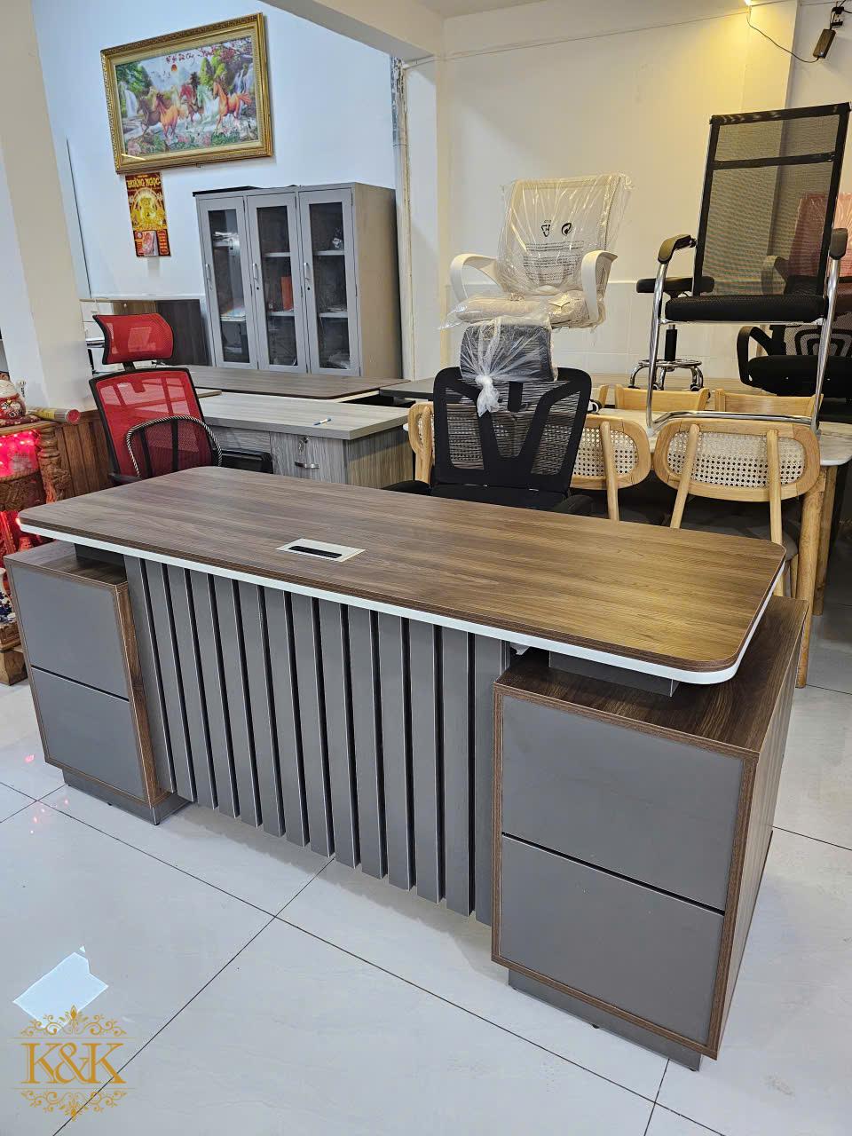 Bàn giám đốc chữ L MDF lõi xanh chống ẩm - Mẫu 01 ảnh 2
