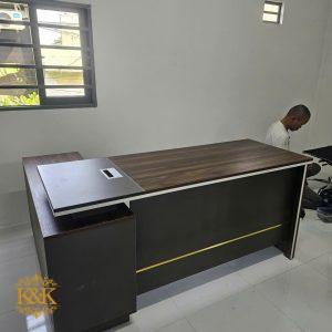Bàn giám đốc chữ L MDF lõi xanh chống ẩm - Mẫu 01 ảnh 21