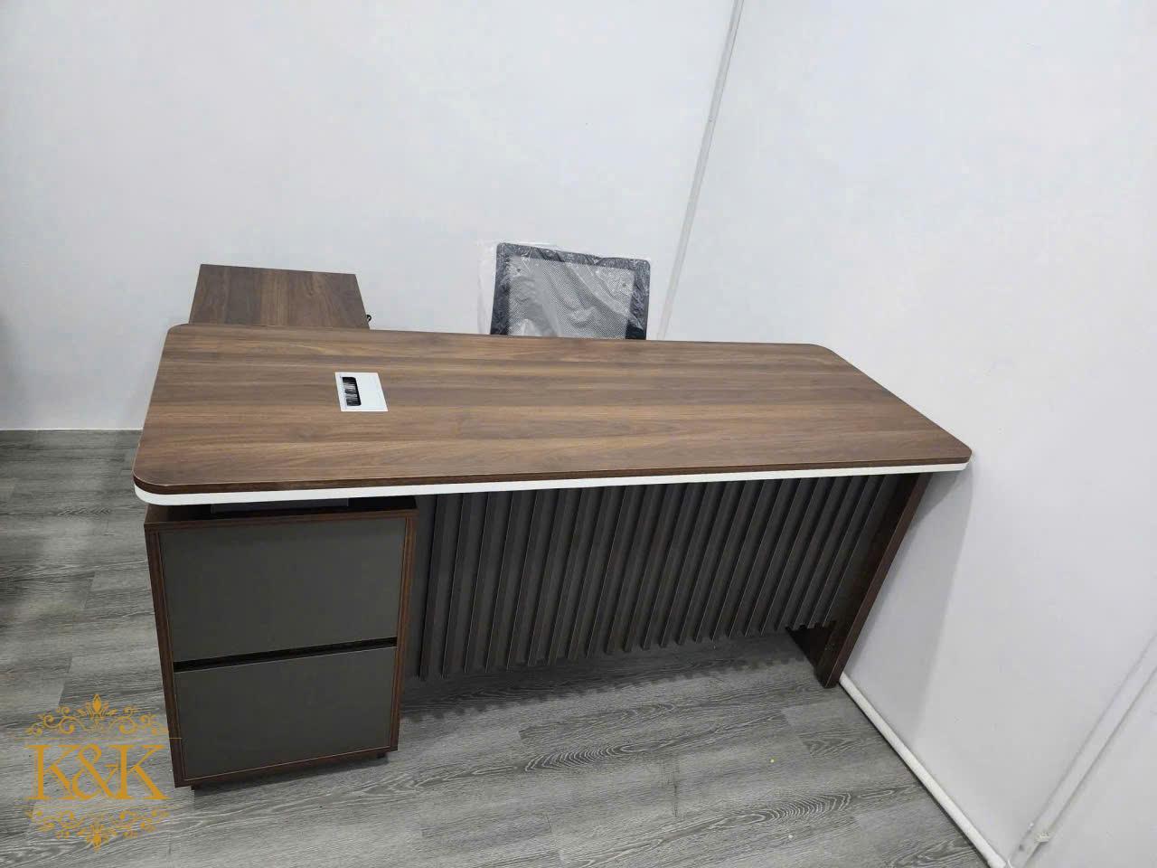 Bàn giám đốc chữ L MDF lõi xanh chống ẩm - Mẫu 01 ảnh 4