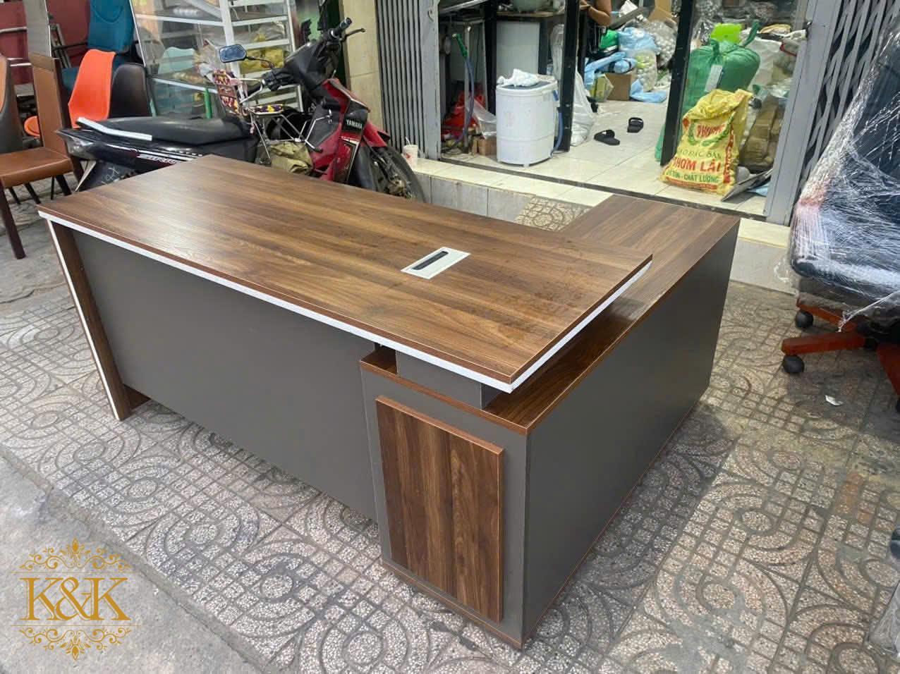 Bàn giám đốc chữ L MDF lõi xanh chống ẩm - Mẫu 01 ảnh 5